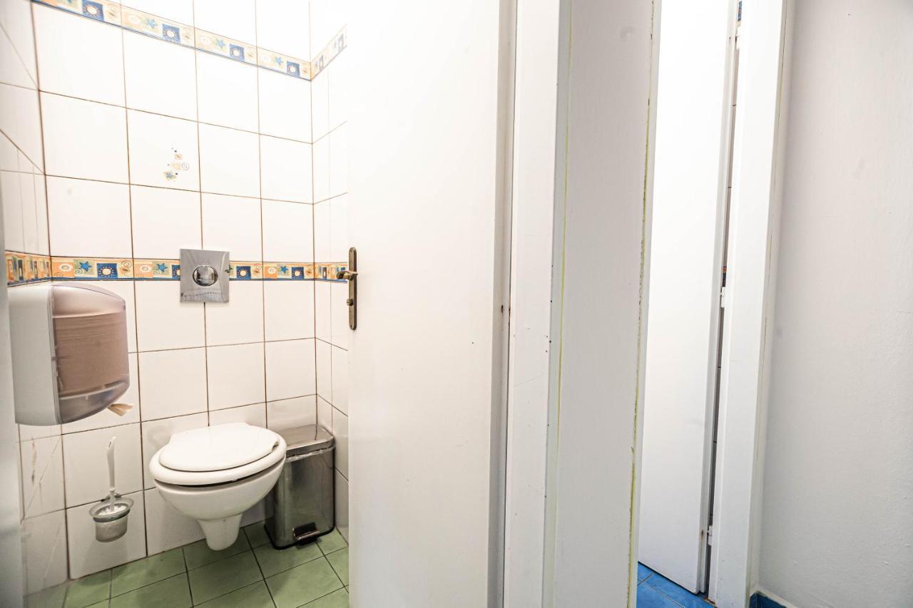 Český Krumlov Hostel 99 מראה חיצוני תמונה