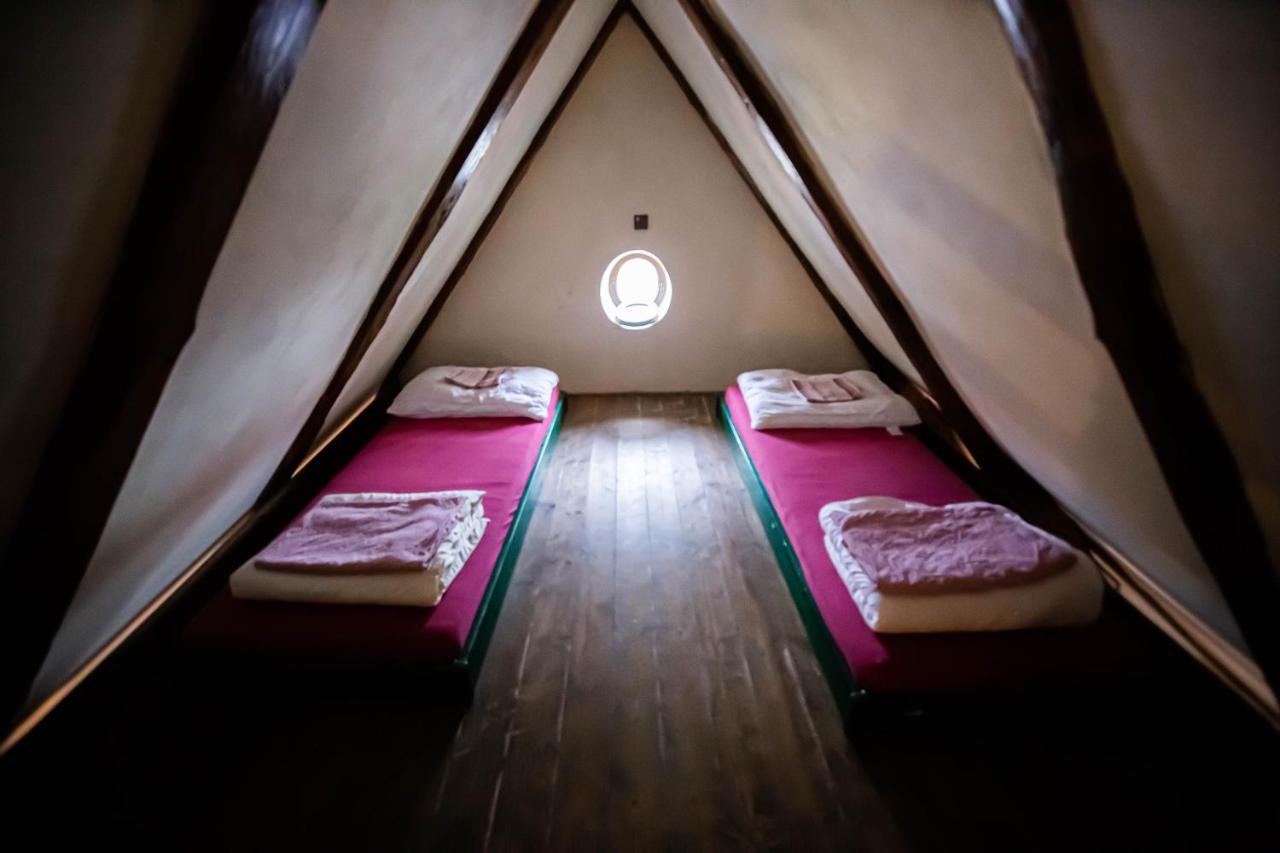 Český Krumlov Hostel 99 מראה חיצוני תמונה