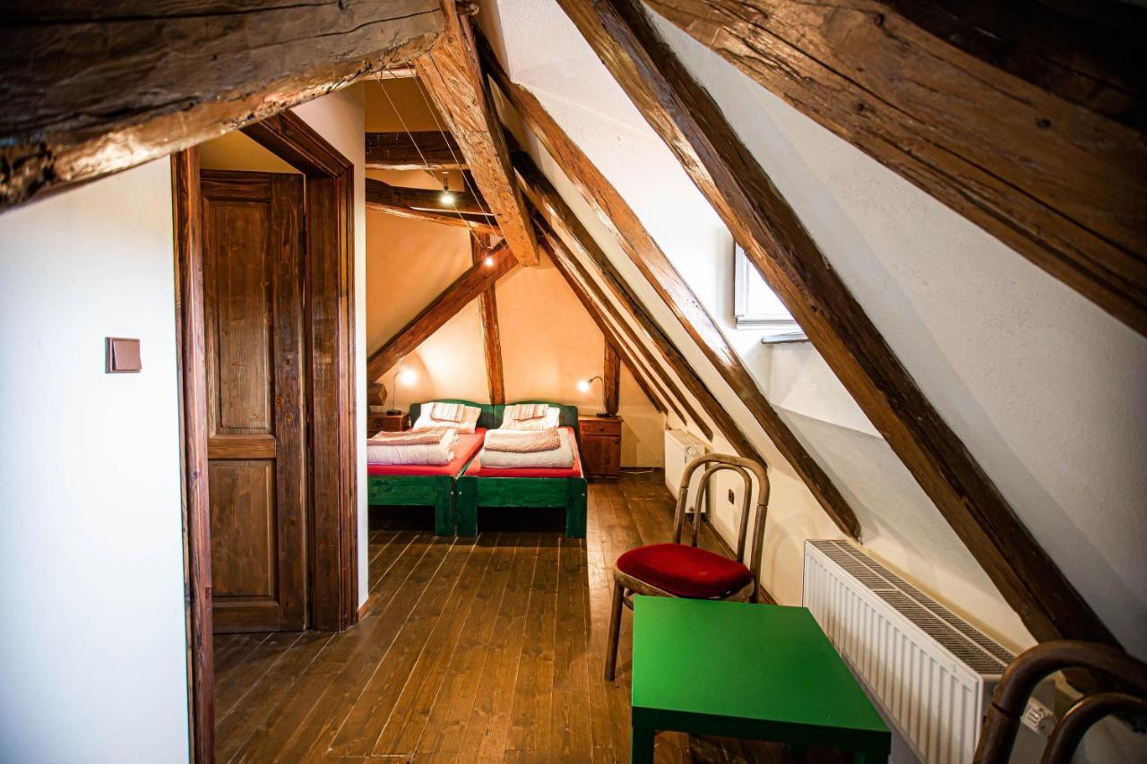 Český Krumlov Hostel 99 מראה חיצוני תמונה