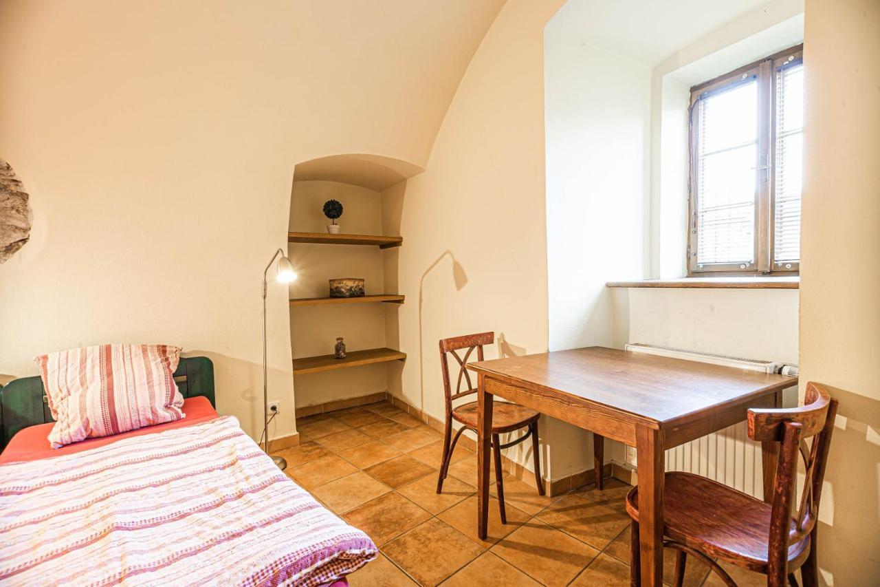 Český Krumlov Hostel 99 מראה חיצוני תמונה
