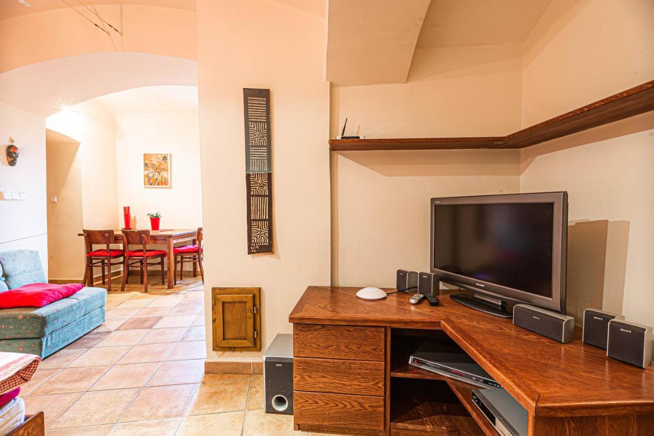 Český Krumlov Hostel 99 מראה חיצוני תמונה
