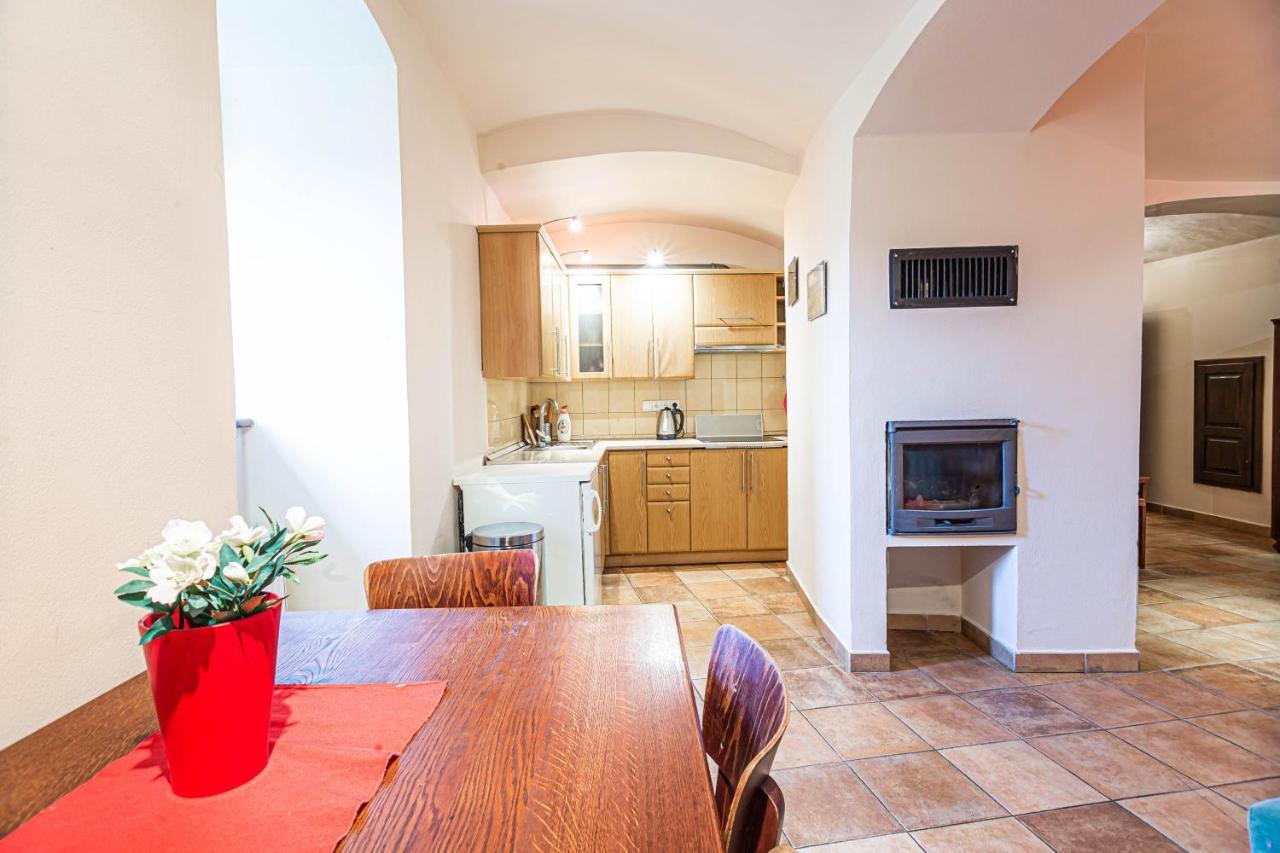 Český Krumlov Hostel 99 מראה חיצוני תמונה
